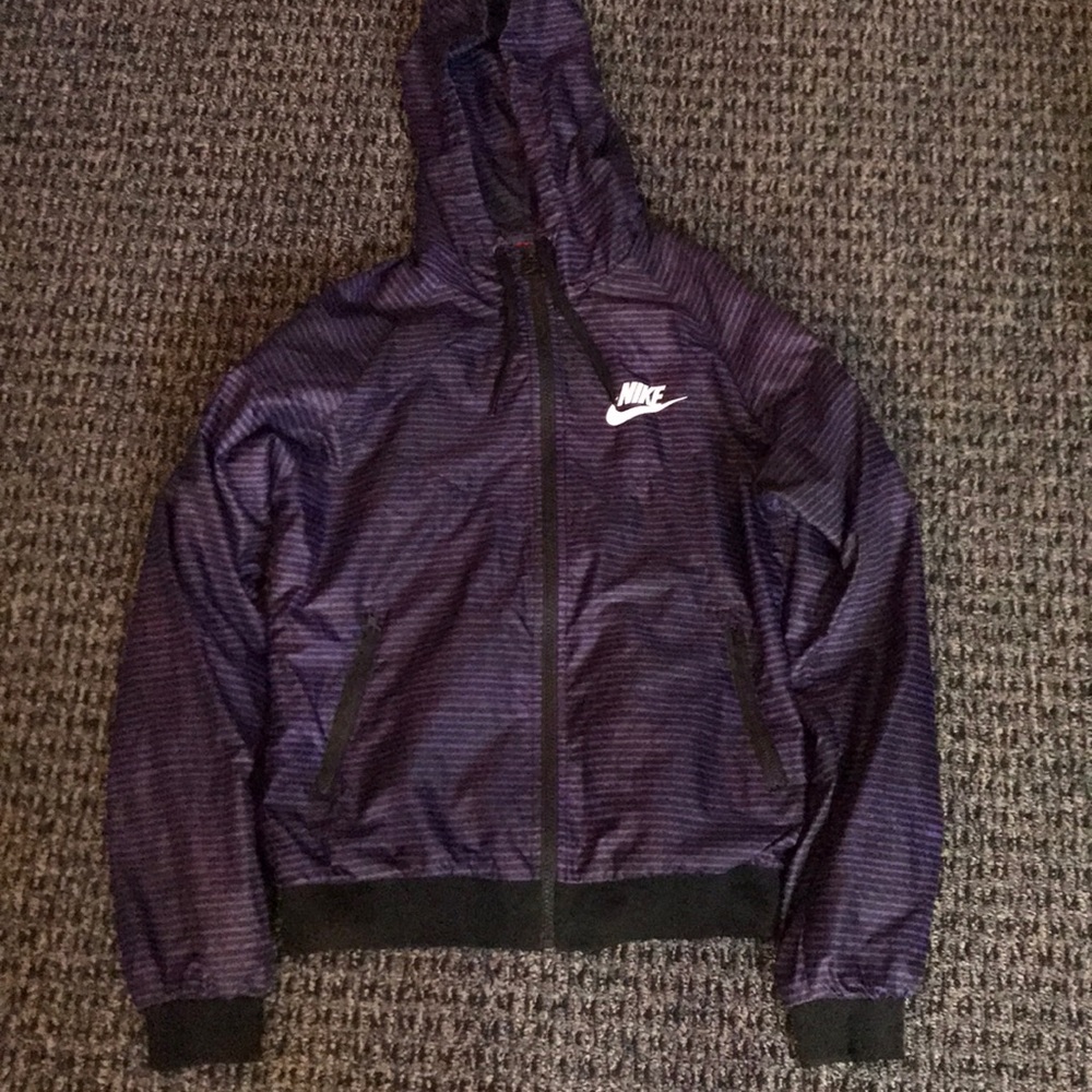 Like New Nike Wind Breaker